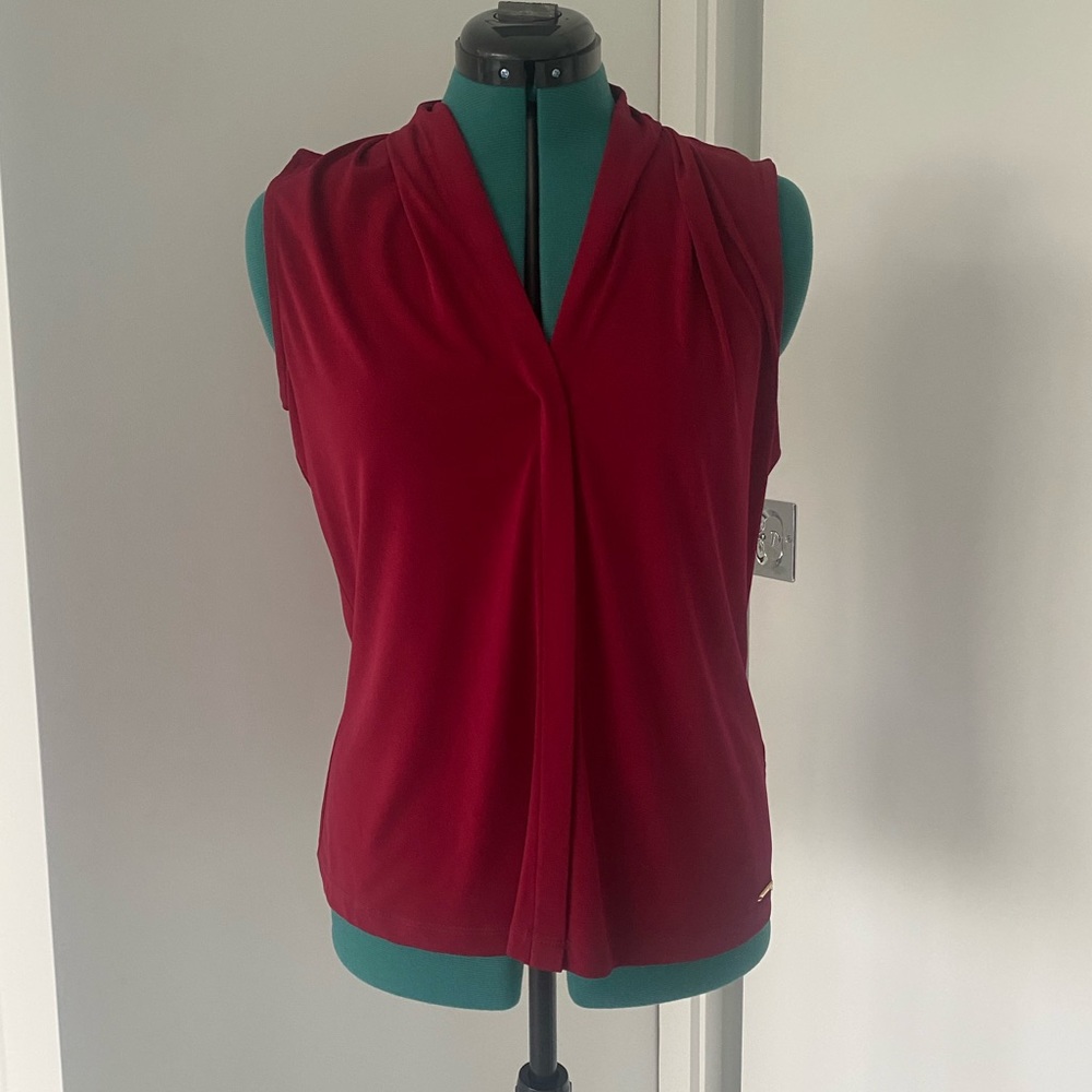 Calvin Klein sleeveless red blouse, v-neck, Size M
